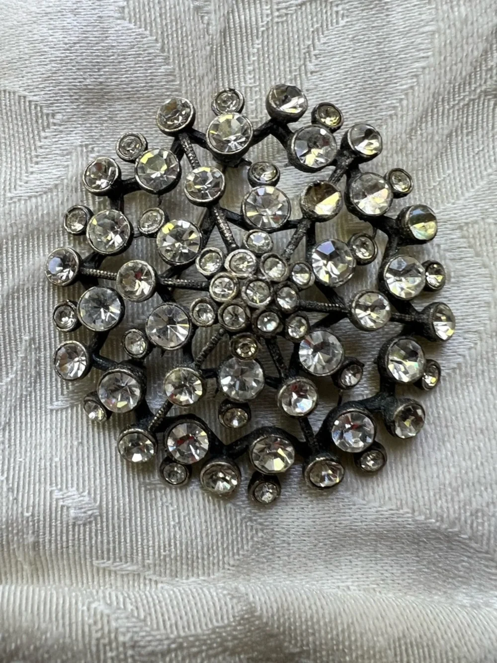 Vintage Crystal Burst Rhinestone Brooch - Silver Tone